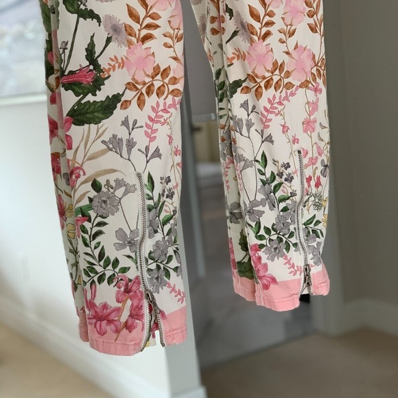 Cambio Floral Print Zippered Ankle Pants, Perfect For Spring/Summer - Size US 2 - Picture 4 of 11